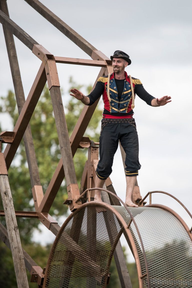 Witness the amazing Ichabod Wainwright mesmerize audiences with death defying feats on The Wheel of Death.